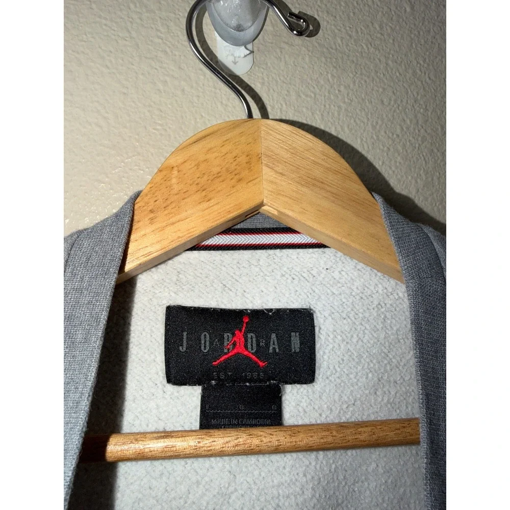 Men's Air Jordan Crewneck Sweatshirt Size Large